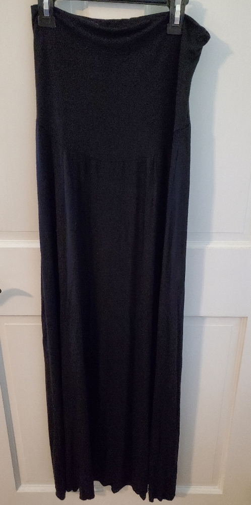 Motherhood maternity skirt